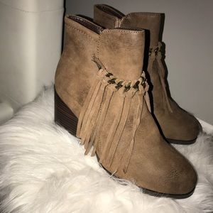 Sbicca Booties